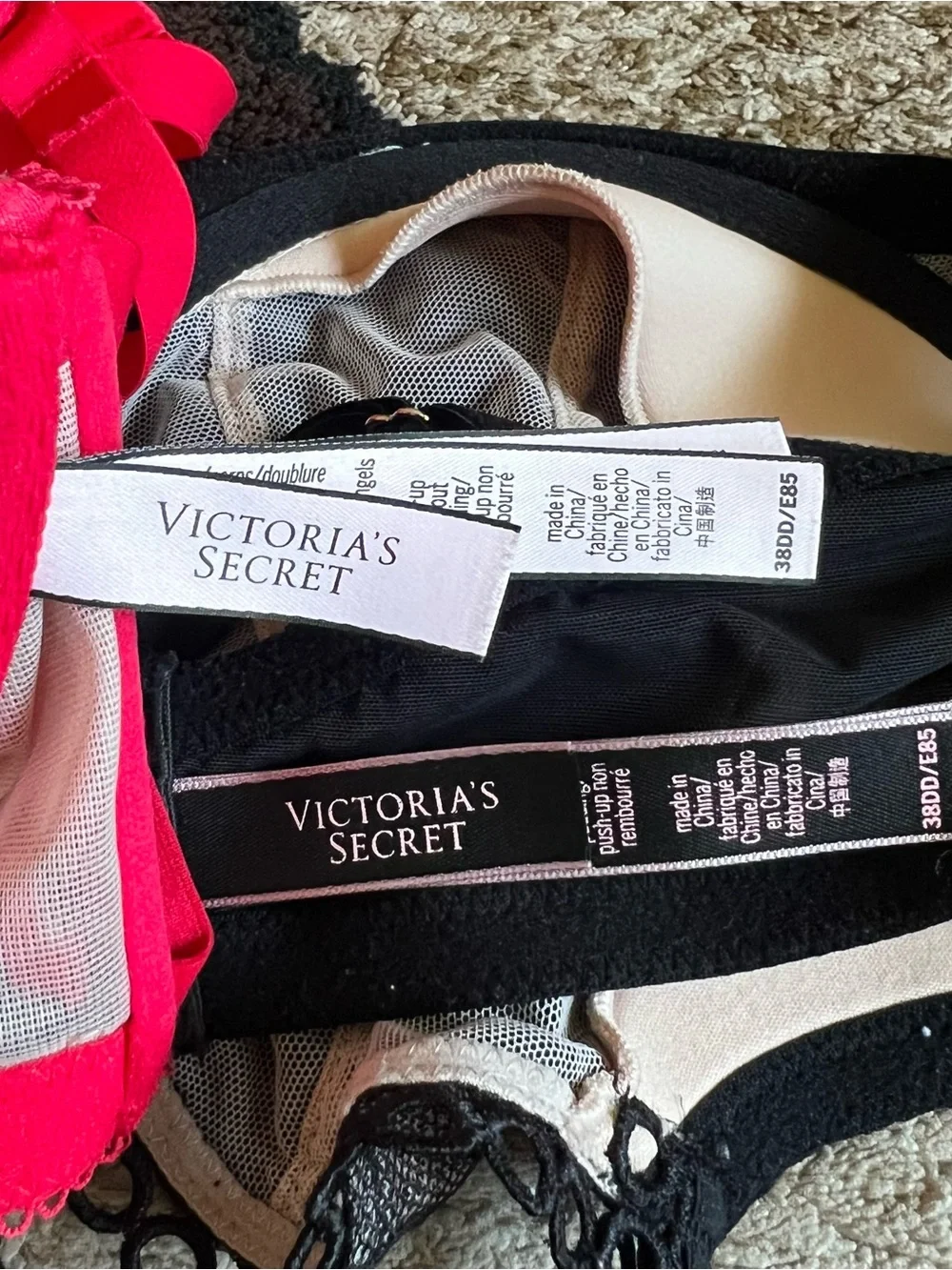 Victoria's Secret Dream Angels Unlined Embroidered Set of 2 Bras Size 38DD
